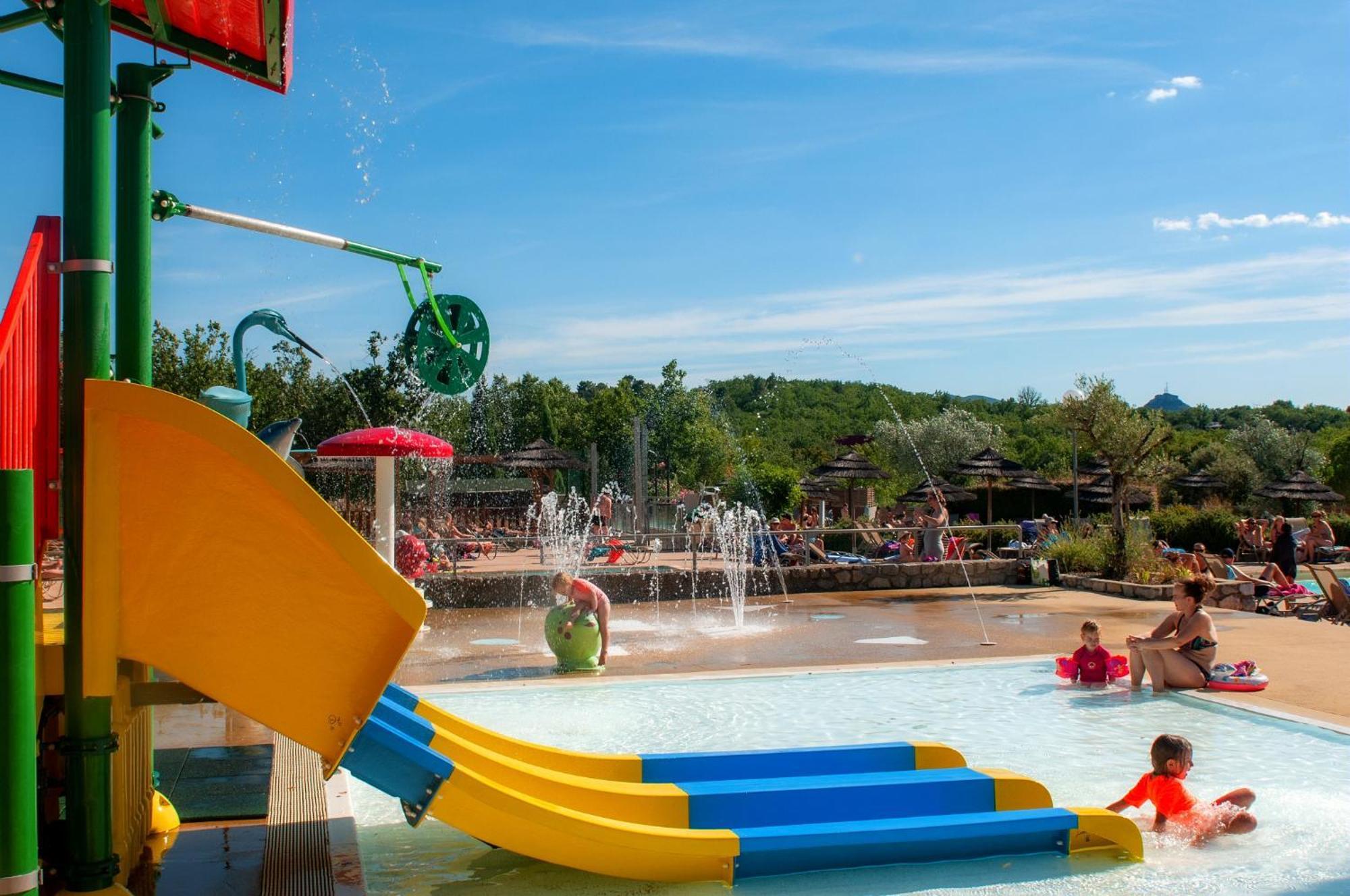Camping Domaine De Chaussy Lagorce  Exterior foto