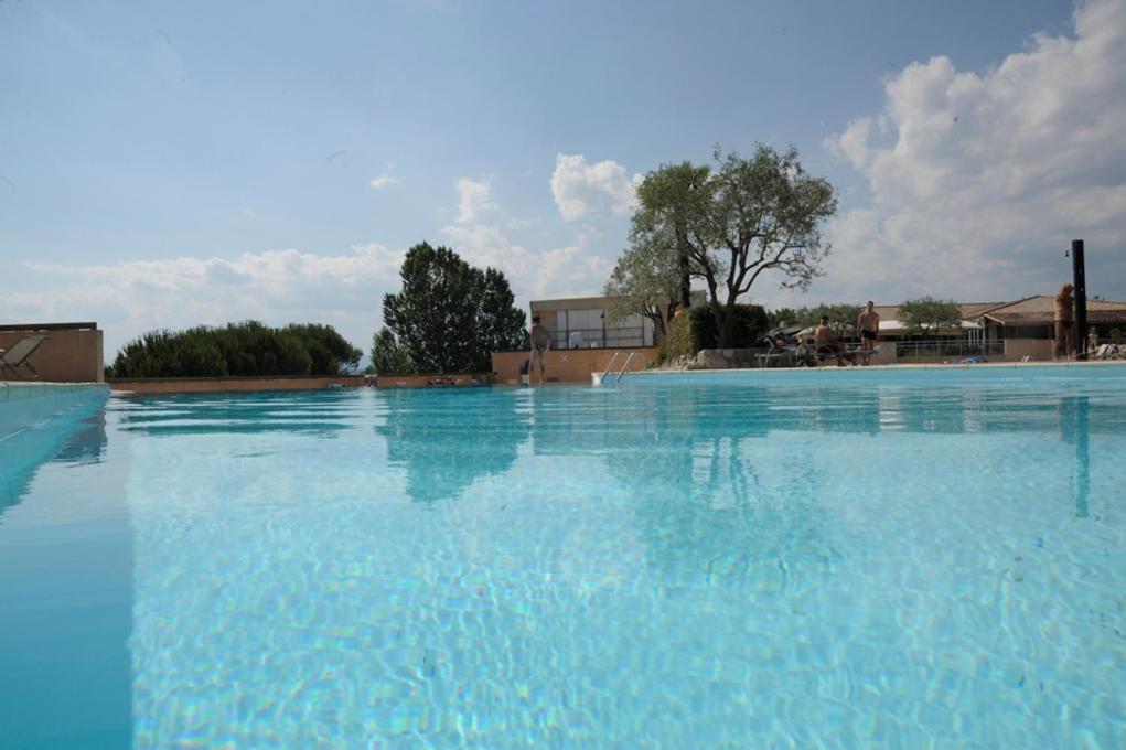 Camping Domaine De Chaussy Lagorce  Exterior foto